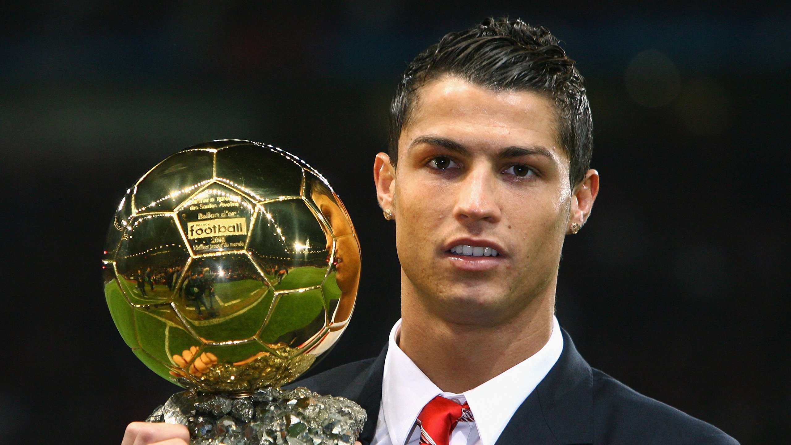 世界杯八强：德国迎战巴西 “米内罗惨案”后首次在世界杯直接交锋